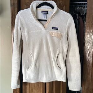 Patagonia Cream Fleece Pullover